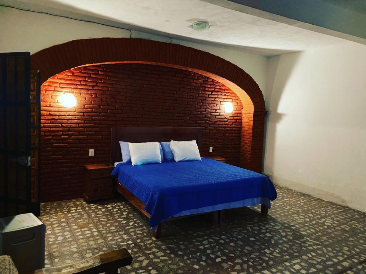 El Gran Toril Hotel Taxco de Alarcon Ngoại thất bức ảnh